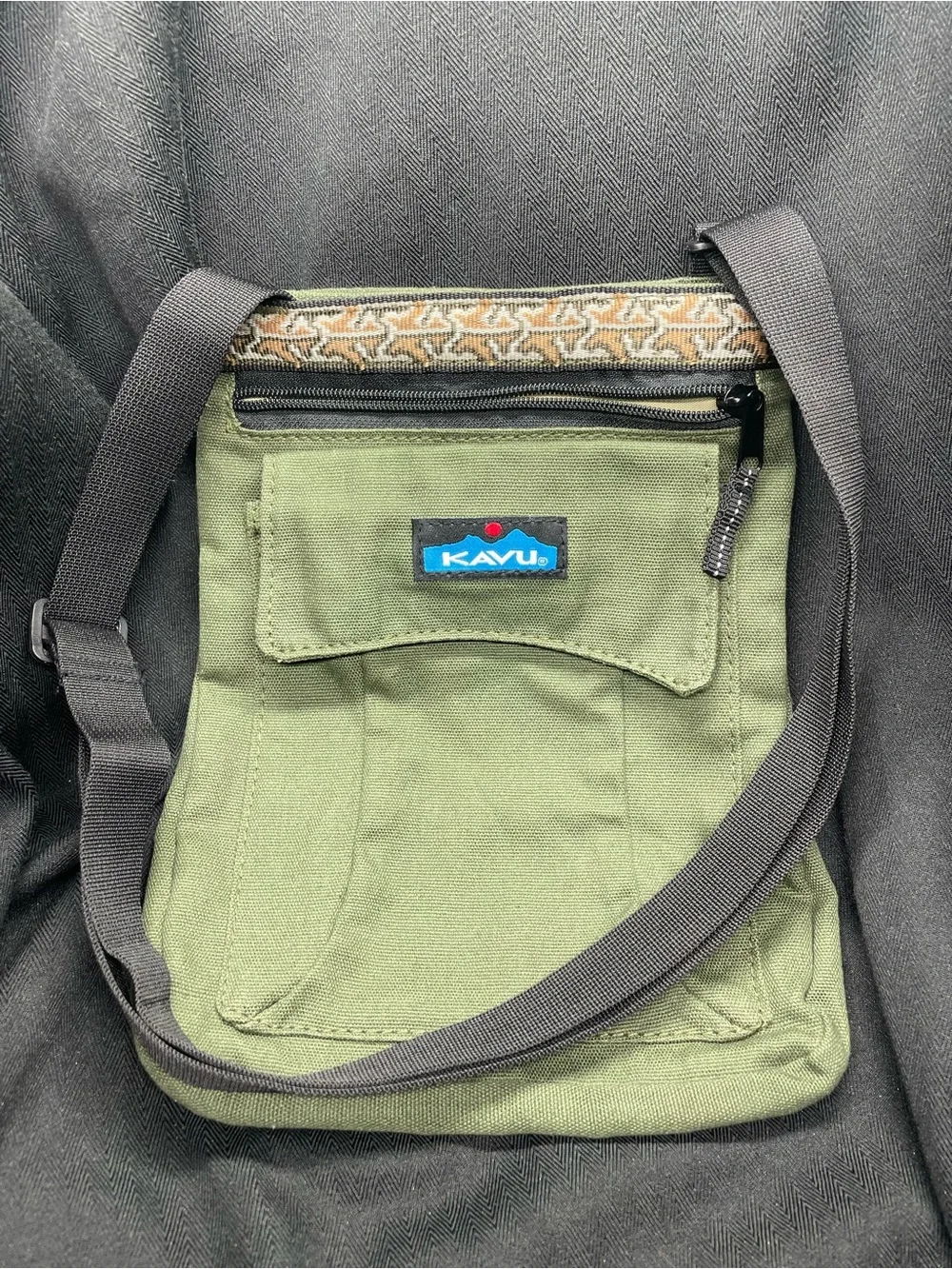 KAVU Keeper Cotton Canvas Crossbody/Sling Travel Bag